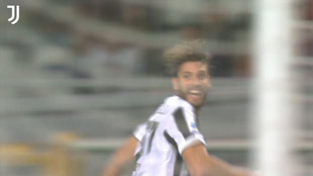 Juventus wins the derby against Torino with Locatelli's goal
